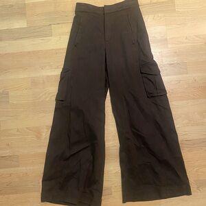 Alo Yoga Show Off Cargo Wide Leg Trouser Dark Brown